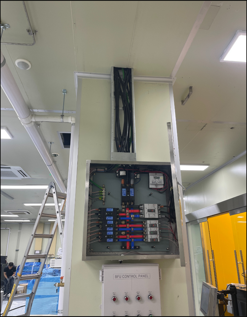 기존 3상 220V 메인 분전반 개방 및 전원 계통 확인