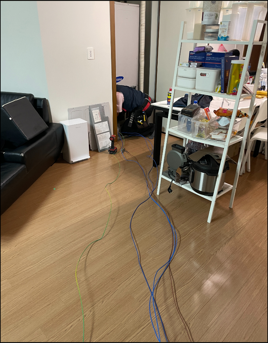 청라 푸르지오 세대 내부 실외기 배선 교체 작업 전경